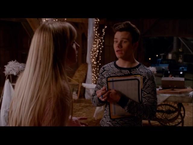 Glee - Kurt helps plan Brittany and Santana's wedding 6x08