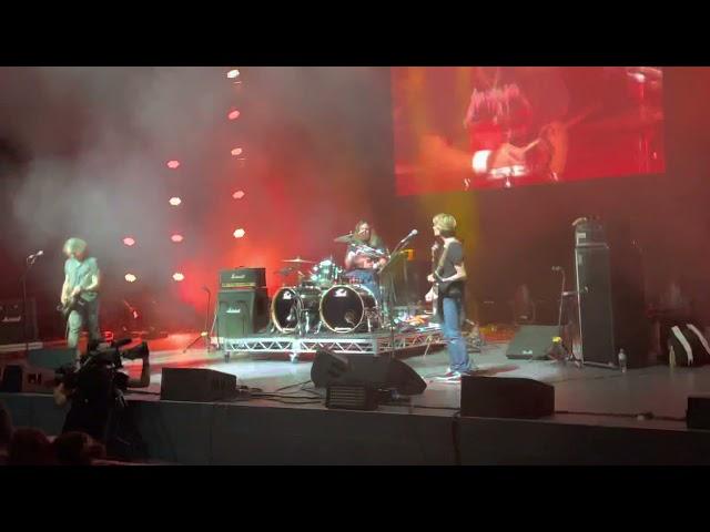 Spiderbait - Buy Me a Pony (live April 2021)