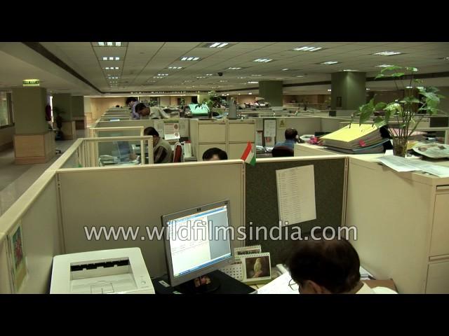 Office environment in India: work place footage