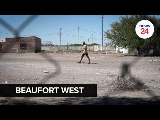 ON THE ROAD: 'We will not let our town go down' says Beaufort West community