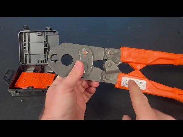 SharkBite PEX Crimp Tool, Dual Head with Orange Handles Review