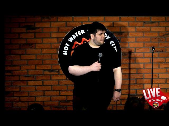 Stuart Thomas | LIVE at Hot Water Comedy Club