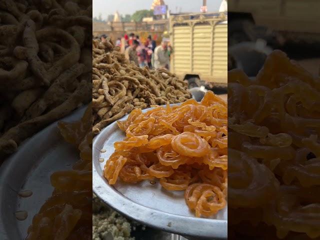 उज्जैन महाकालेश्वर मंदिर के सामने वाली नास्ते की दूकान | Ujjain Foods