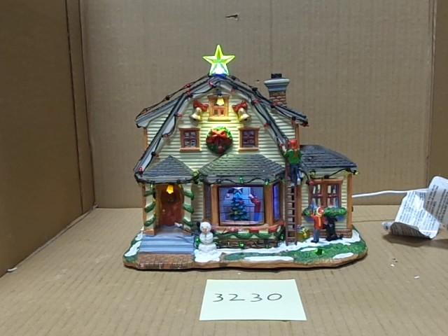 Lemax Village Collection Decorating the House 15247 As-Is 3230