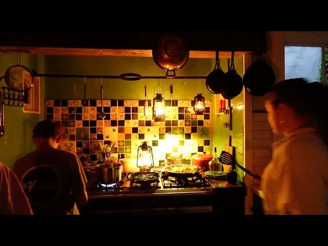 Cyclone Vlog!!!! (Flooded into our house with no power)