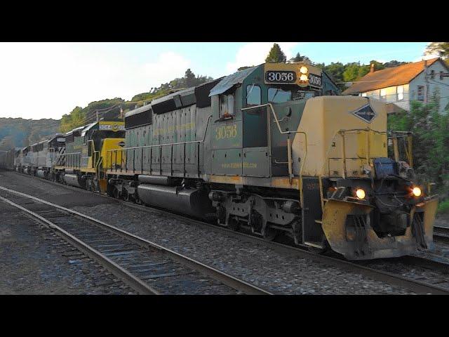 Lots of EMD's on Reading Blue Mountain & Northern NRFF Fast Freight Train