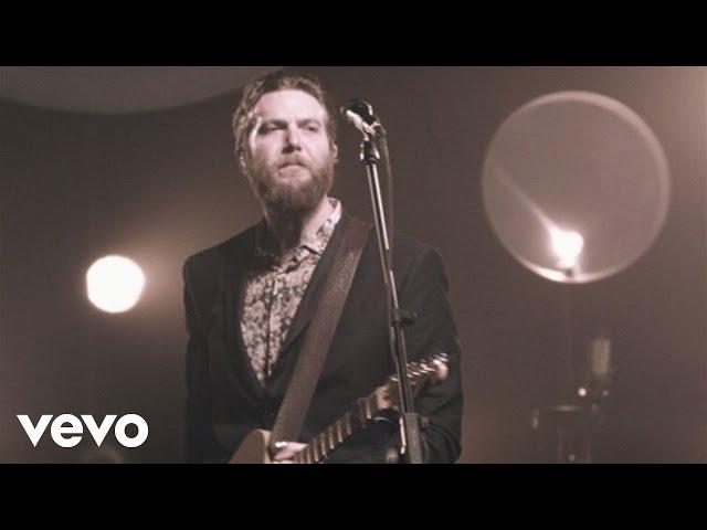 John Mark McMillan - Skeleton Bones (Live)