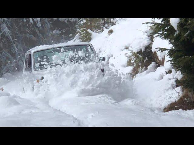 Lada 4x4  in realy deep snow 2020