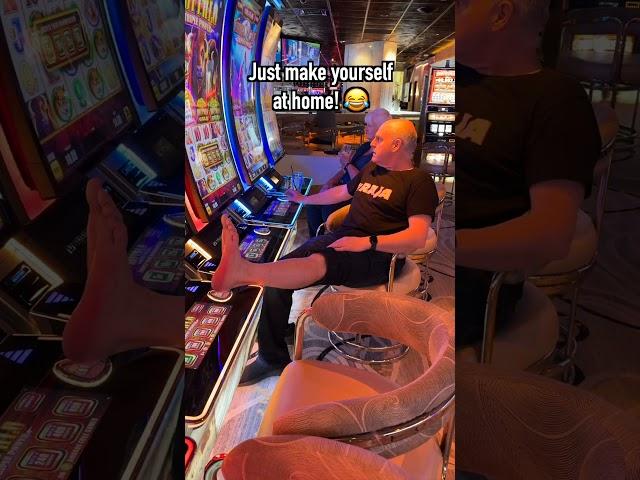 JUST MAKING YOURSELF AT HOME! #casino #slots #jackpot