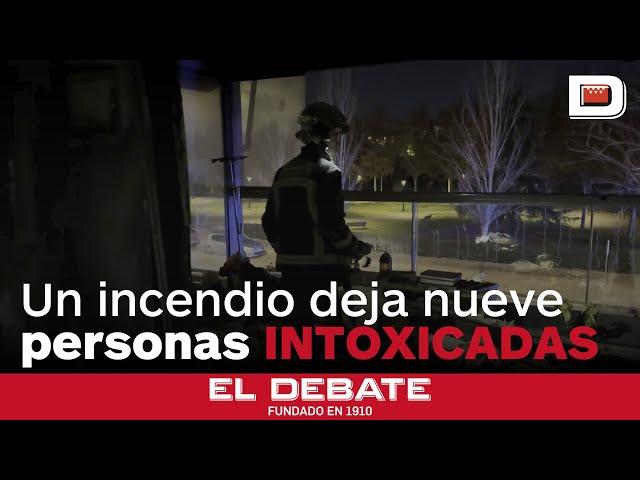 Un incendio deja nueve personas intoxicadas leves en Móstoles, Madrid