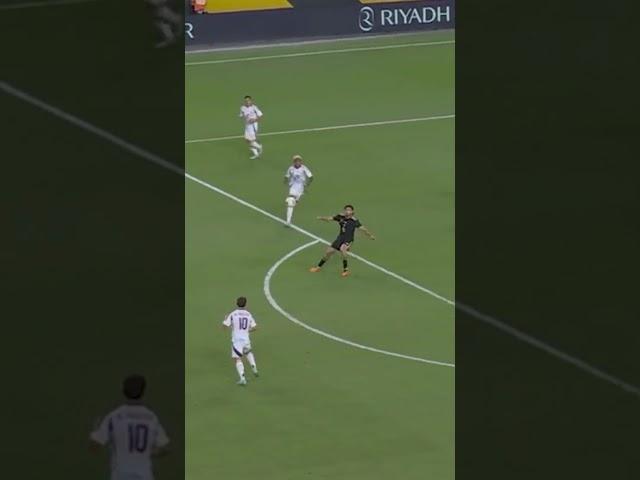 Keylor Navas is UNREAL  #KeylorNavas #costarica #goldcup