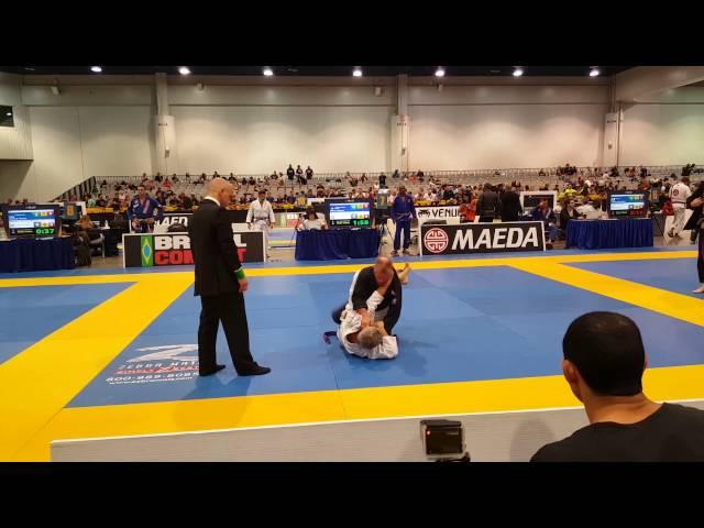 Worlds Masters 2016 - Purple 5 Light Semi - Mike Johnstone (Winner) v  Mike Coburn