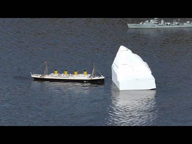 Titanic and the Iceberg