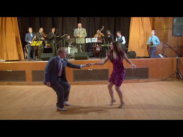 Skye Humphries & Naomi Uyama performing at Uptown Swing Dance with Gordon Webster (11/25/2017)