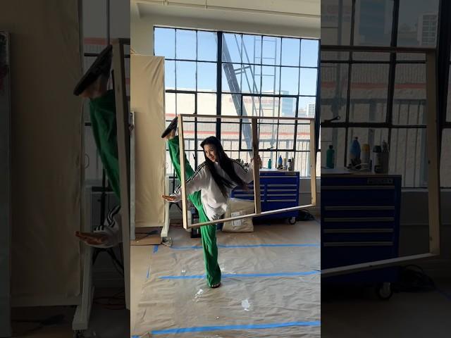 Dancing with canvas frame ‍️