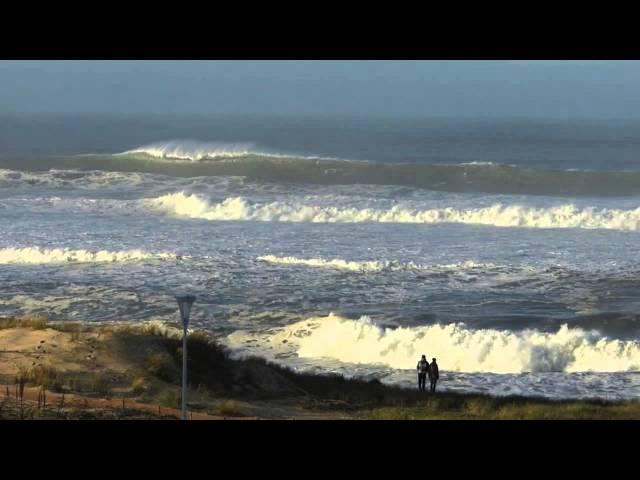 Vagues de 7m-8m à Lacanau Océan - Swell Hercules XXL