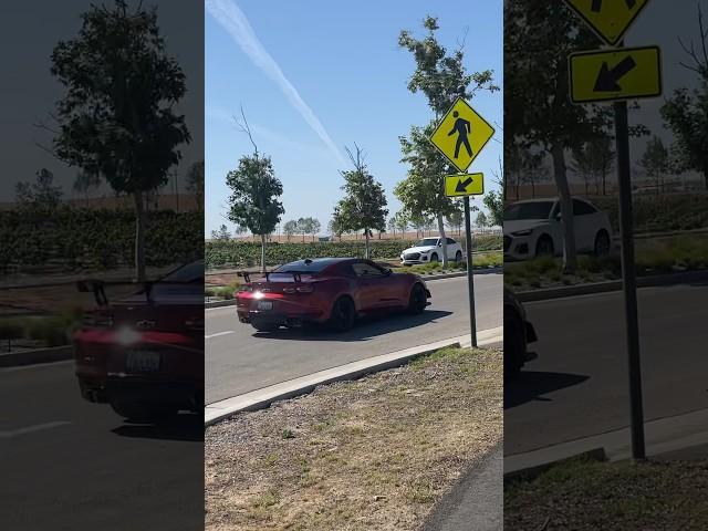 Camaro ZL1 pulls it leaving car show #chevy #shorts #youtubeshorts #ZL1 #camaro