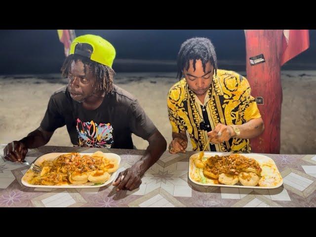 Dumpling competitions - big champs vs dumpling man 