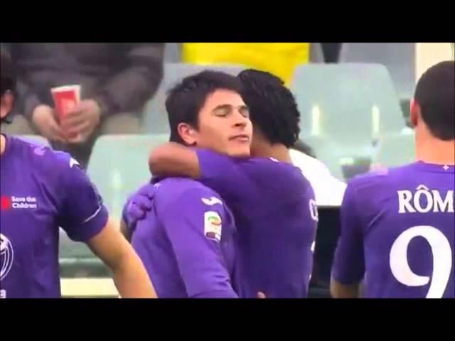 AMAZING GOAL - Facundo Roncaglia da centrocampo (Fiorentina-Napoli) 2013