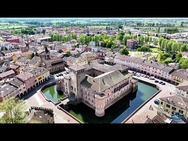 𝐑𝐨𝐜𝐜𝐚 𝐒𝐚𝐧𝐯𝐢𝐭𝐚𝐥𝐞: 𝐅𝐨𝐧𝐭𝐚𝐧𝐞𝐥𝐥𝐚𝐭𝐨 (𝐏𝐑) #parma #fontanellato #videodrone #travelvideo