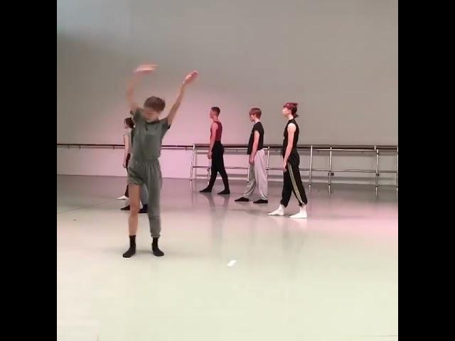 “Rehearsal of « Mirror of life » by @nunes art with @tessvoelker  #ballet a”