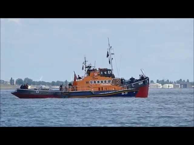 A medical evacuation from the MT Kent off Sheerness.(View HD 1080)