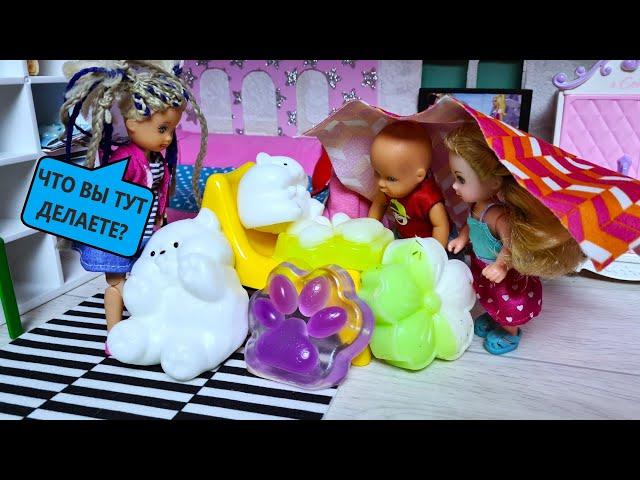 DO THEY GLOW IN THE DARK? New taba PAWS Katya and Max are a funny family! Barbie Dolls Stories