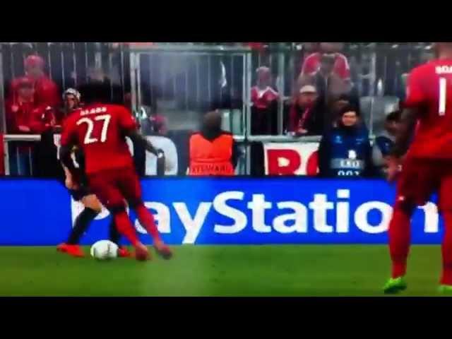 David Alaba scores fantastic goal in the CL against Arsenal (Bayern Munich - Arsenal 5-1) 04.11.2015