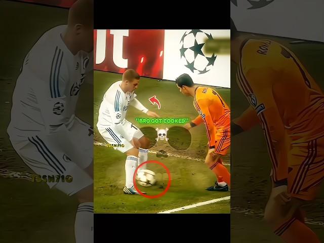 Ronaldo's amazing elastico skill ️
