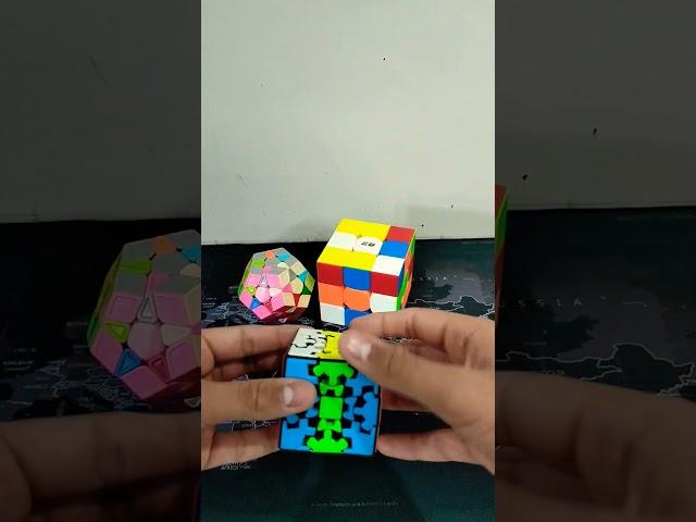 how to solve the gear Rubik cube#cubersking#
