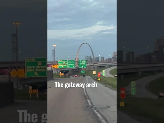 St.Louis Missouri | The Gateway arch | Road trip | Life is Grand