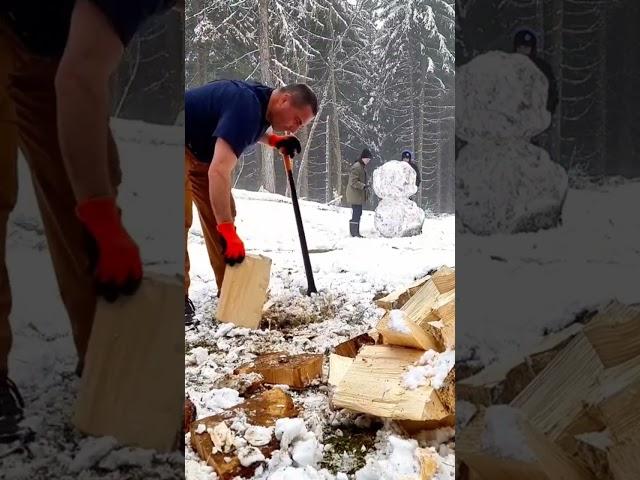 Splitting wood in the winter