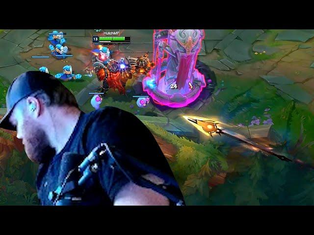 HUTCH GETS GANKED BY HIS ROOMBA WHILE PLAYING LOL W/ LVNDMARK