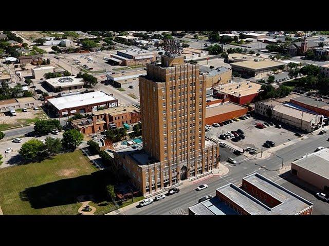 The Texas Bucket List - Hotel Settles in Big Spring