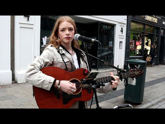 Mazzy Star (Fade Into You) Performed Beautifully by Sarah Fitzsimon.