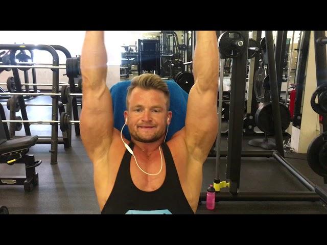 BK_FITNESS: WORKOUT IN CLEVER FIT TELFS AUSTRIA 3 WEEKS OUT - MOTIVATION VIDEO