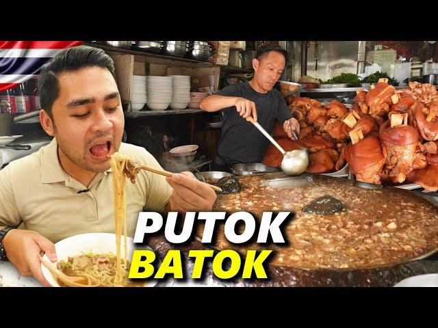 Bangkok PUTOK BATOK Food Tour! 5 Must Try THAI Food! GIANT Pork Legs & Monster Beef Jacuzzi!