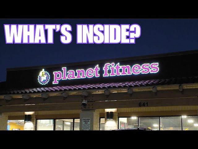 What's Inside a Planet Fitness? (Gym Equipment + Black Card Spa Tour!)