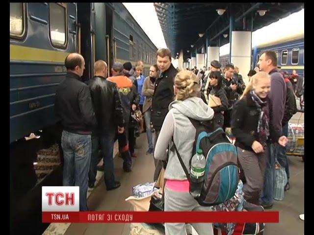 Потяг "Луганськ - Київ" вперше прибув у столицю після двомісячної перерви