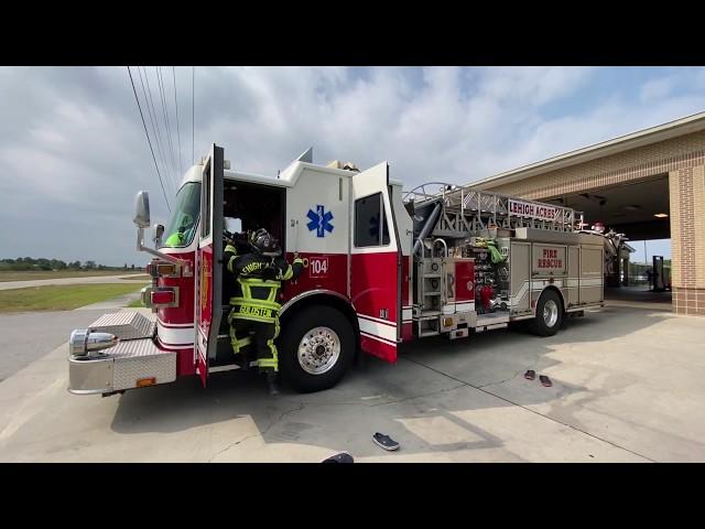 Kid's Corner - Flashing Fire Engines