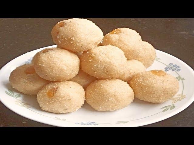 Traditional Rava Ladoo |  मऊ होणारे दोन पाकातले रव्याचे लाडू । सूजीके लडडू