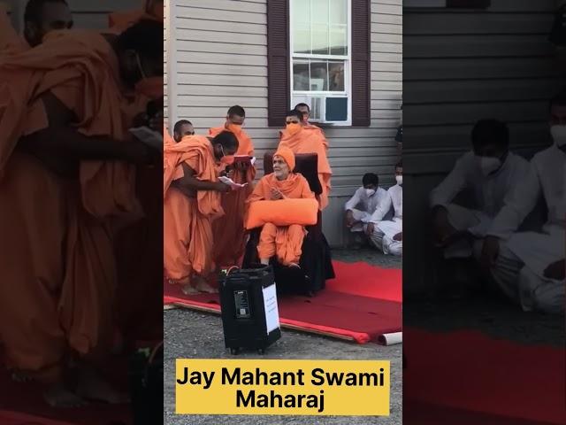 Divya swarup Mahant Swami Maharaj Live#youtubeshorts#baps#swaminarayan#mahantswamimaharaj#ashirwad