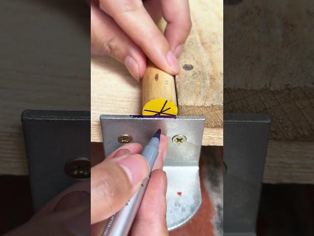 How to Find the Wood Center at Home! #woodworking #shorts #diy