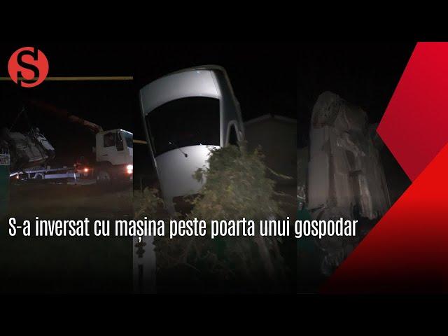 Accident rutier pe o stradă din Căușeni. Un șofer s-a inversat cu mașina peste poarta unui gospodar