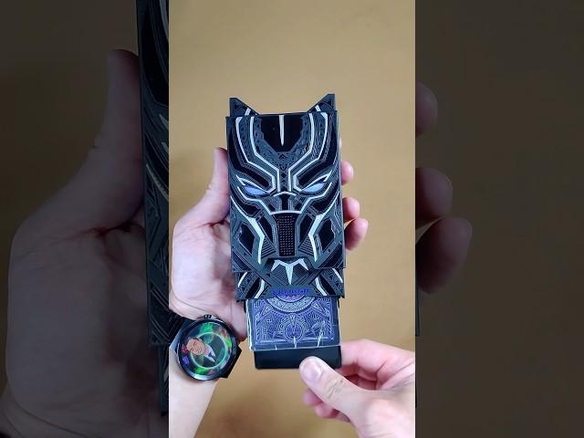 Unboxing - Black Panther playing cards!