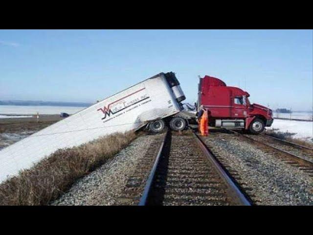 10 Extreme Dangerous Idiots Dump Truck Operator Skills, Crazy Heavy Equipment Machines Truck Driving