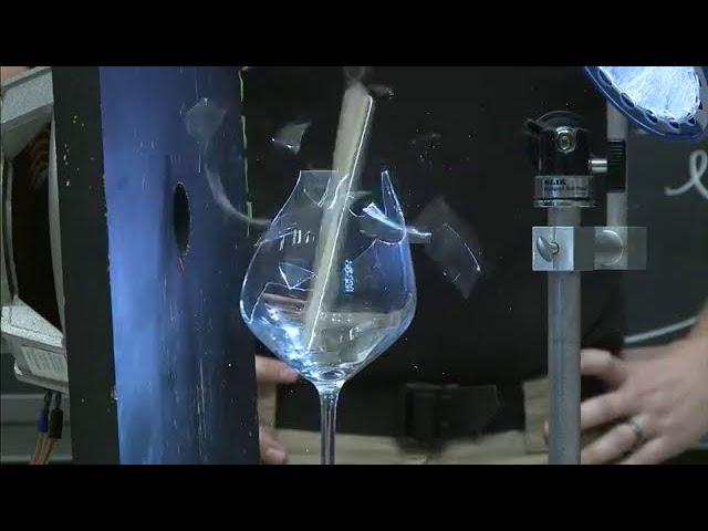 Best Demonstration of Resonance -MIT professor demonstrates how glass breaks due to forced resonance