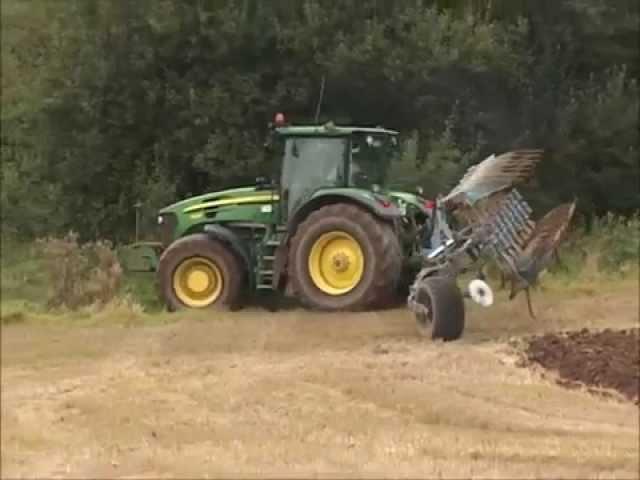 John Deere 7930 with Lemken 7 furrow plough