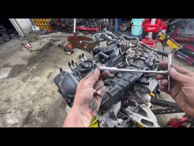 2.0t Audi VW 2009+ fuel injectors w/ plastic intake manifold removing non flex fuel