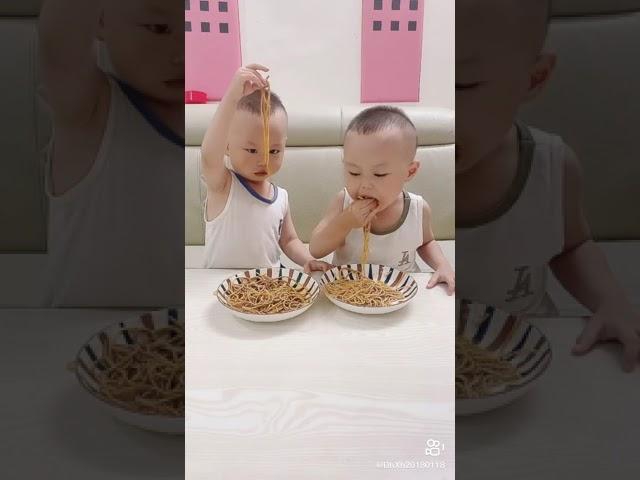 Chinese twin kids brother enjoying noodles  | Chinese noodles #shorts